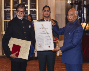 Amitabh Bachchan Birthday: अमिताभ बच्चन