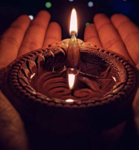 दिवाली की शाम दीप जलाने का महत्व