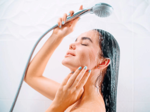 क्या आप रोज नहाते हैं?/Do you take a bath every day?
