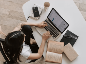 कंटेंट राइटिंग करियर अवसर/Content writing career opportunities