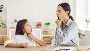 हकलाने के बारे में मिथक/Myths about stuttering