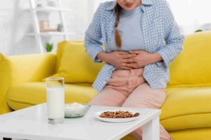 फूड पॉयजनिंग का इलाज (Food Poisoning Treatment)