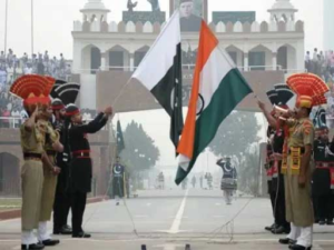 पाकिस्तान पहले आजाद हुआ/Pakistan became independent first